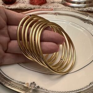 Nordstrom’s Elegant Gold Bangle Set of 7 Bracelets